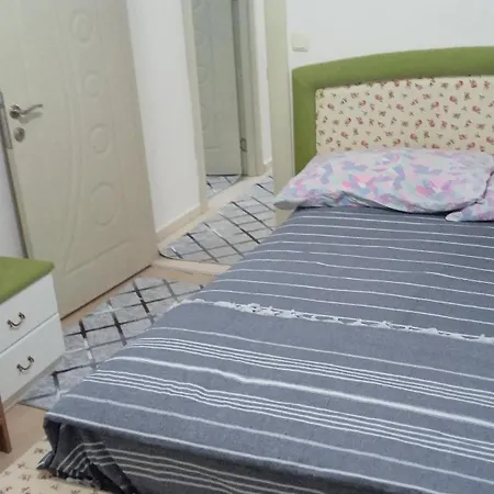 Pensión Be My Guest - Homestay Sleeping