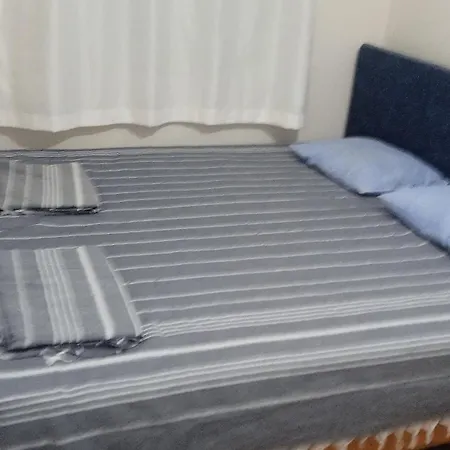 Pensión Be My Guest - Homestay Sleeping *